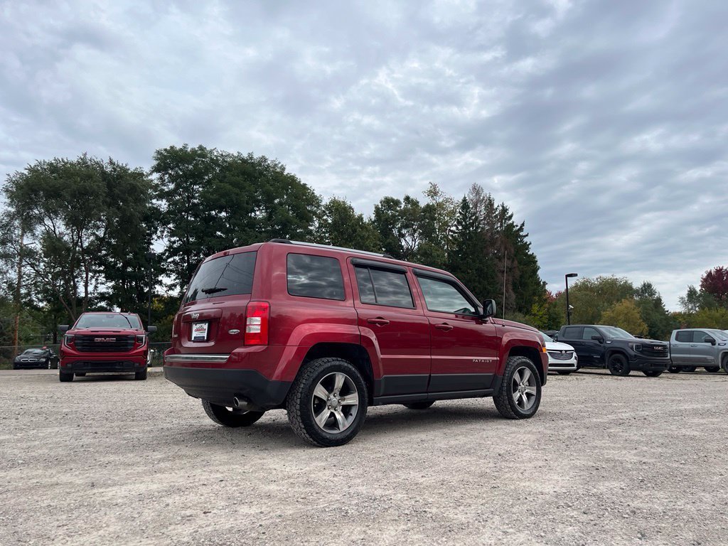 Used 2017 Jeep Patriot High Altitude AWD/4WD image 5