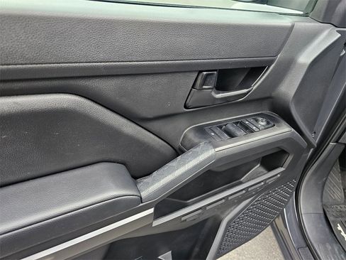 Used 2025 Toyota Tacoma SR5 image 19