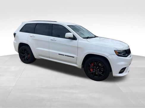 Used 2018 Jeep Grand Cherokee SRT AWD/4WD image 4