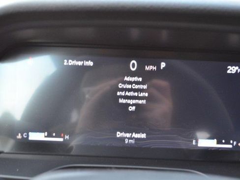 New 2025 Jeep Grand Cherokee Limited w/ Black Appearance Package image 18