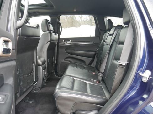 Used 2017 Jeep Grand Cherokee Limited image 13