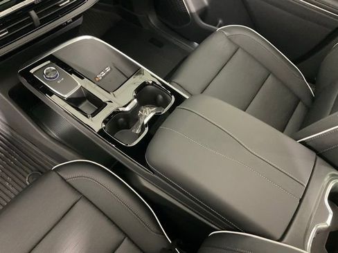New 2026 Buick Enclave Sport Touring w/ Power Package AWD/4WD image 21