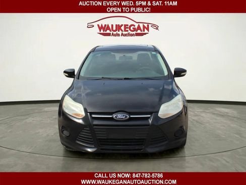 Used 2013 Ford Focus SE w/ Interior Protection Pkg FWD image 2
