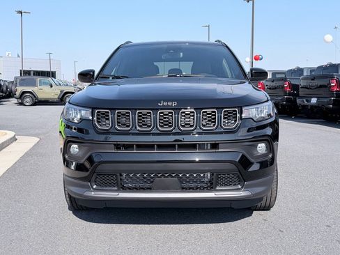 New 2026 Jeep Compass Latitude image 3