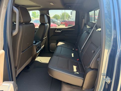 New 2026 GMC Sierra 1500 Denali w/ Technology Package AWD/4WD image 24