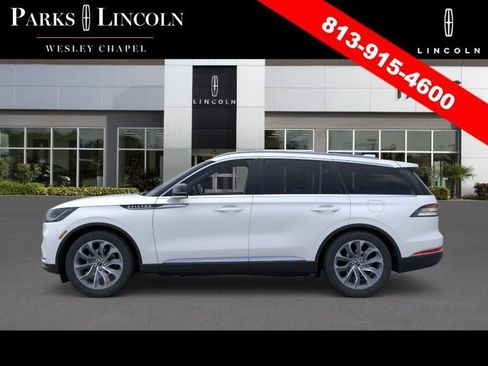New 2026 Lincoln Aviator Reserve w/ Illumination Package RWD image 3