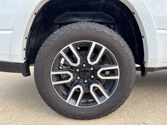 Used 2025 RAM 1500 Big Horn AWD/4WD image 10