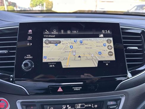Used 2022 Honda Passport TrailSport image 25