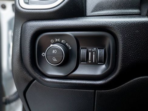 Used 2023 RAM 2500 Laramie AWD/4WD image 42