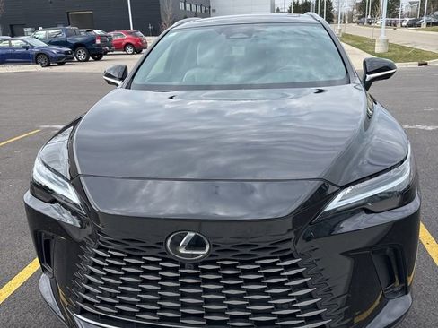 Used 2024 Lexus RX 350 Premium w/ Convenience Package image 2