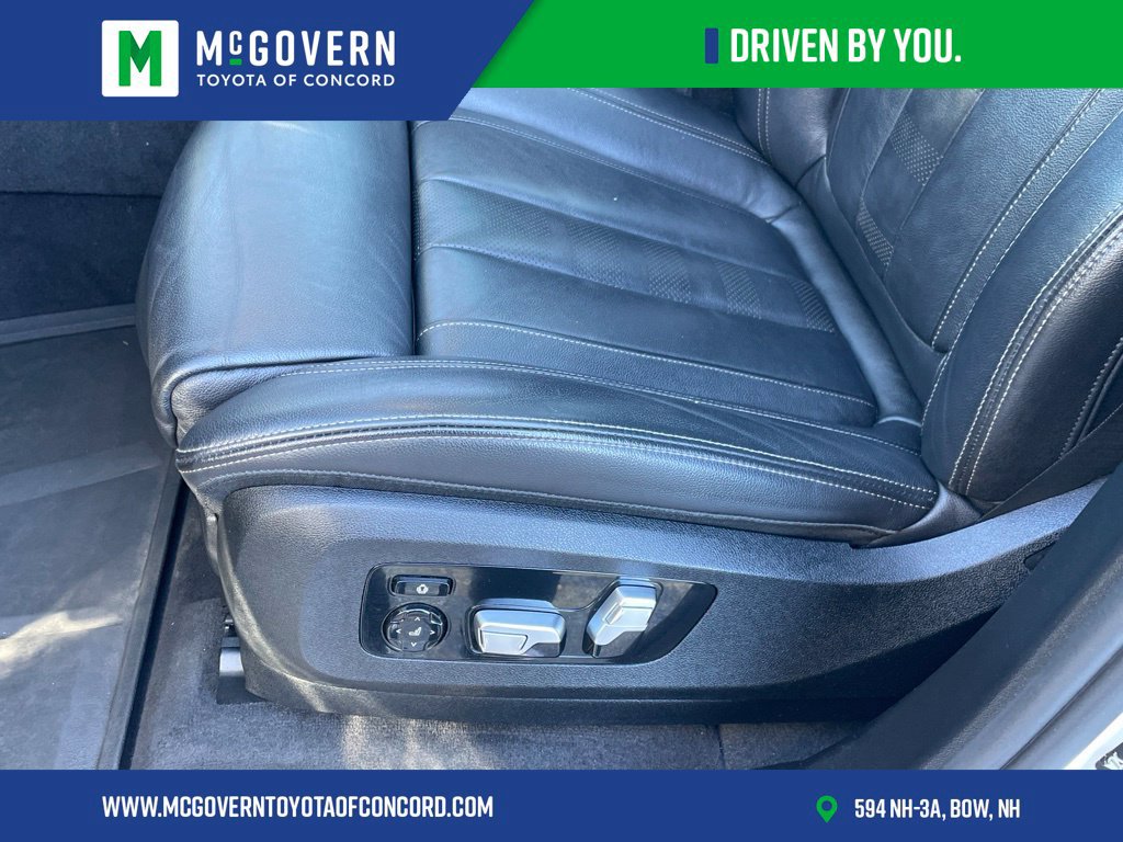 Used 2019 BMW X7 xDrive40i w/ Premium Package AWD/4WD image 12