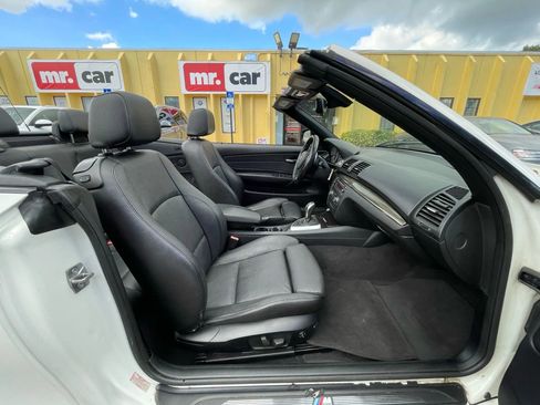 Used 2013 BMW 135i Convertible image 29