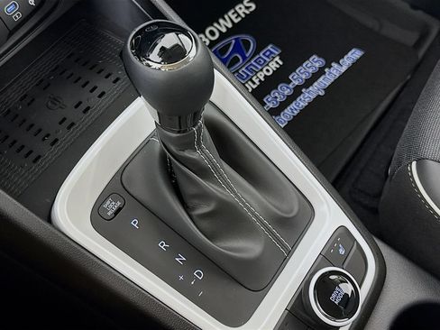 New 2026 Hyundai Venue SEL FWD image 16