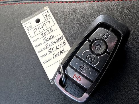 Used 2025 Ford Explorer ST-Line AWD/4WD image 86