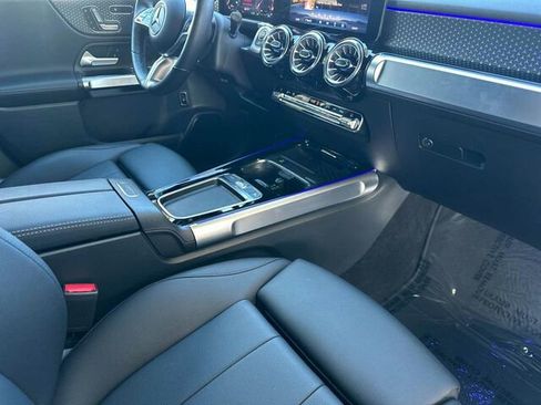 Certified 2024 Mercedes-Benz GLB 250 4MATIC w/ Exclusive Package image 20