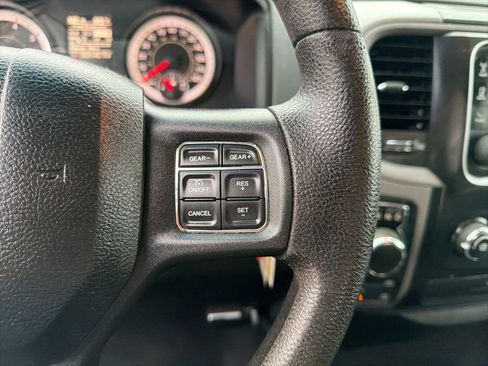Used 2017 RAM 1500 Express AWD/4WD image 22