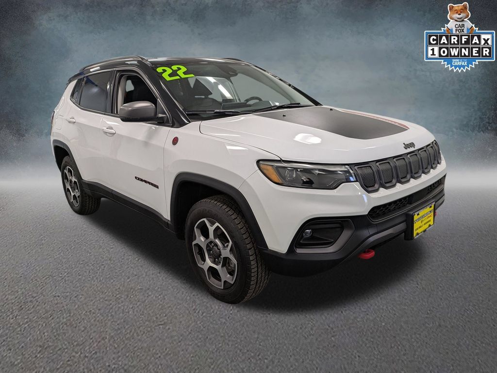 Used 2022 Jeep Compass Trailhawk w/ Trailhawk Elite Group AWD/4WD image 3