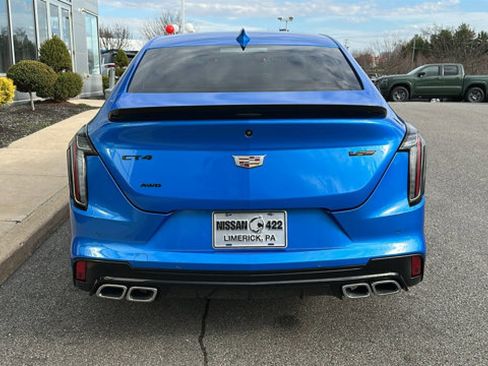 Used 2025 Cadillac CT4 V w/ LPO, ONYX Package image 5