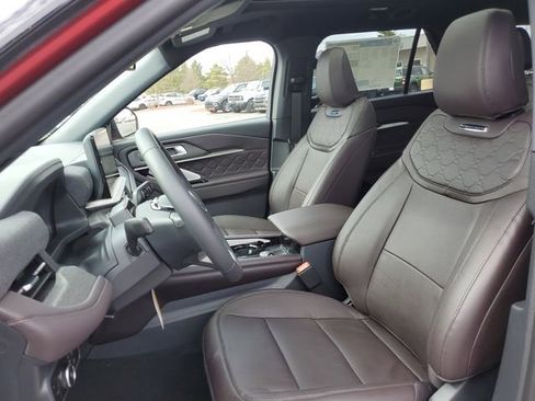 New 2026 Ford Explorer Platinum w/ LUX Leather Package AWD/4WD image 10