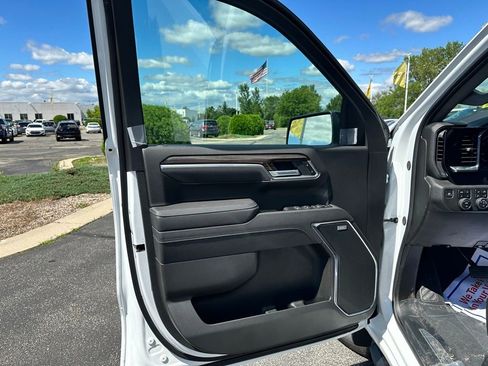 New 2025 Chevrolet Silverado 1500 RST w/ Convenience Package II image 32