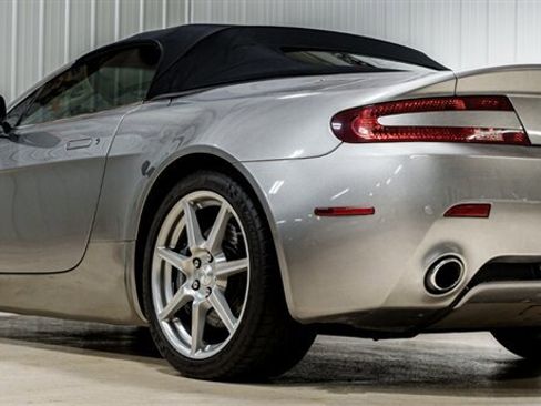 Used 2008 Aston Martin V8 Vantage Roadster RWD image 5
