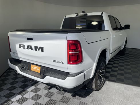 Used 2025 RAM 1500 Limited AWD/4WD image 5