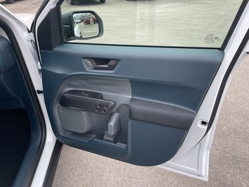 New 2026 Ford Maverick XL image 45