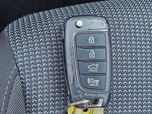 Used 2021 Hyundai Accent SE image 36