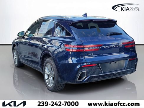 Used 2023 Genesis GV70 2.5T AWD/4WD image 4