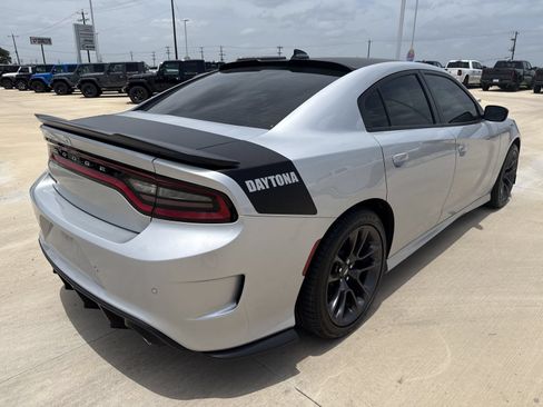 Used 2023 Dodge Charger R/T w/ Daytona Edition Group RWD image 5