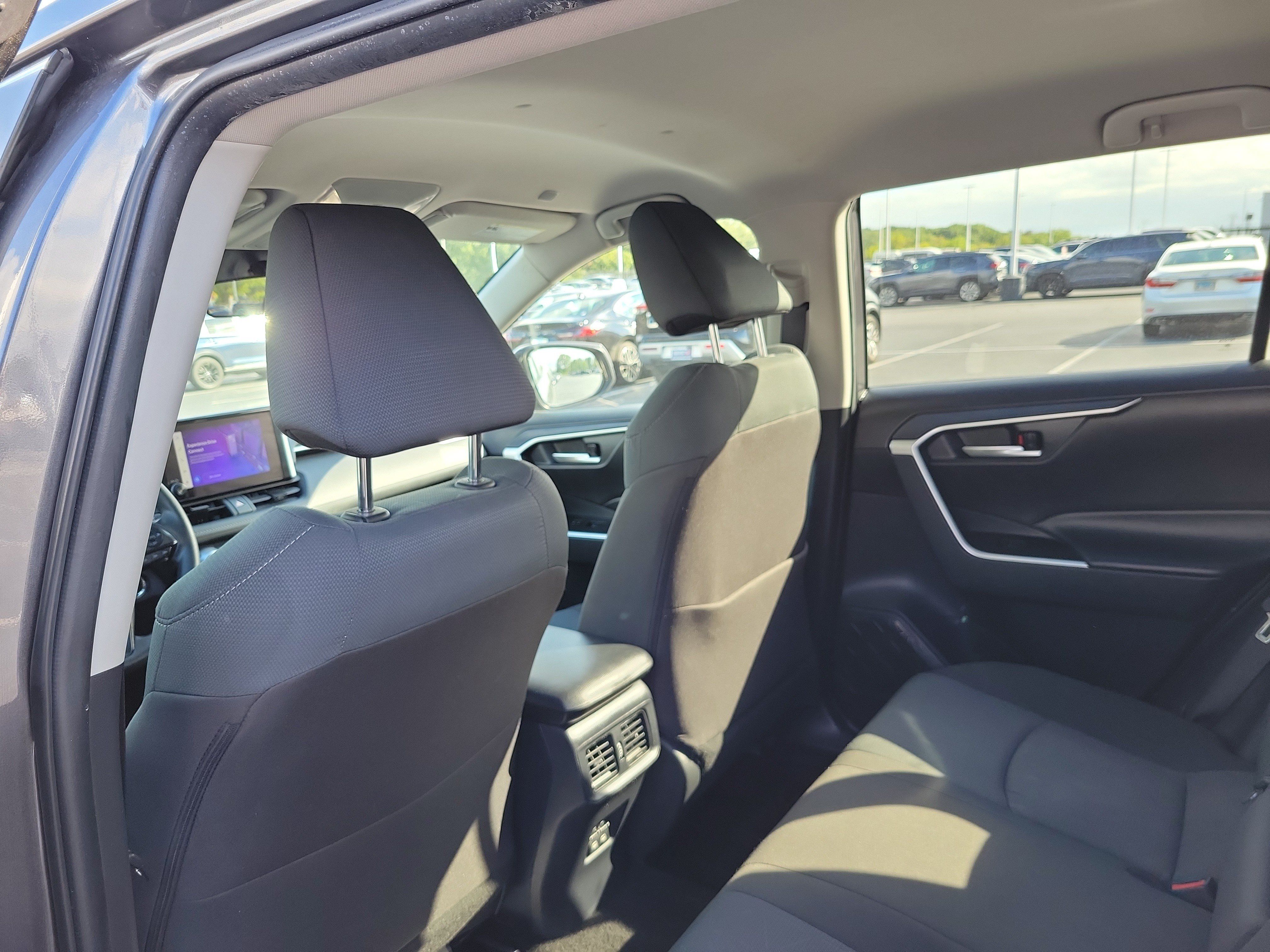 Certified 2025 Toyota RAV4 XLE AWD/4WD image 11