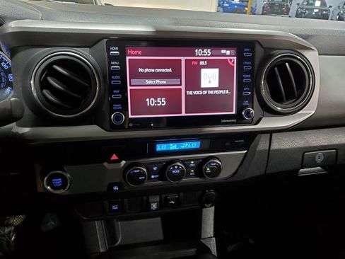 Used 2023 Toyota Tacoma SR5 RWD image 23