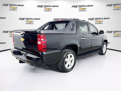 Used 2012 Chevrolet Avalanche LS w/ All-Star Edition image 7