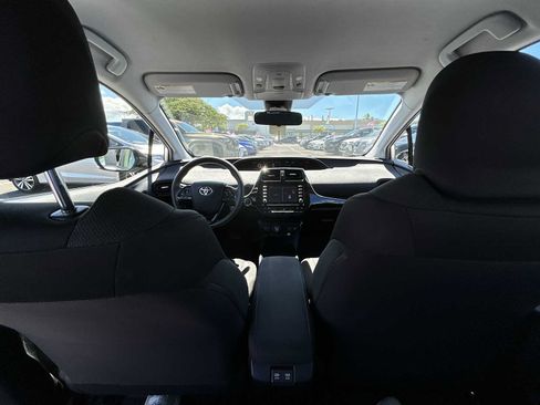 Used 2022 Toyota Prius L Eco FWD image 20
