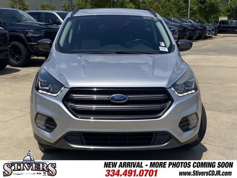 Used 2019 Ford Escape SEL FWD image 2