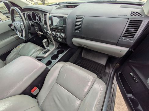 Used 2016 Toyota Sequoia Limited image 30