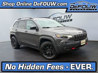 Used 2022 Jeep Cherokee Trailhawk w/ Sun & Sound Group AWD/4WD video 1