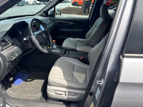 Used 2023 Honda Passport EX-L image 12