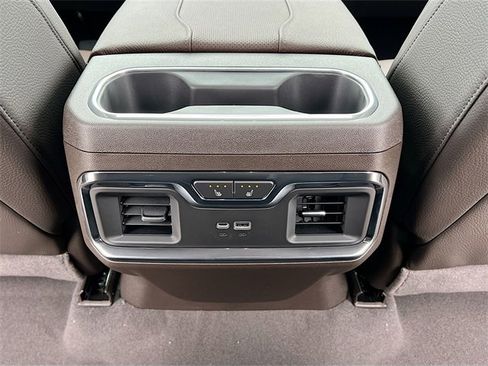 New 2026 GMC Sierra 2500 Denali w/ Denali Reserve Package image 18