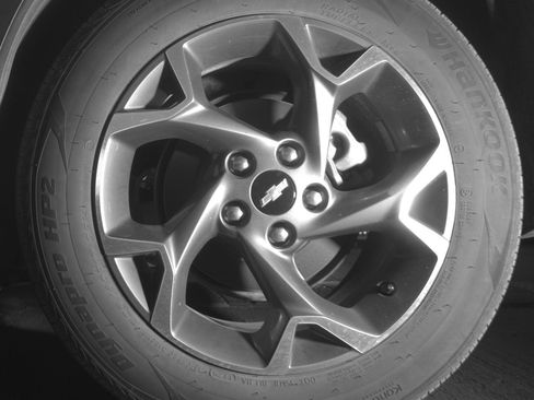 Used 2025 Chevrolet Trax LT w/ LT Convenience Package FWD image 14