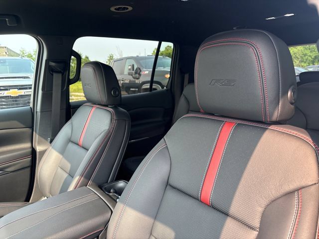 New 2026 Chevrolet Traverse RS AWD/4WD image 9