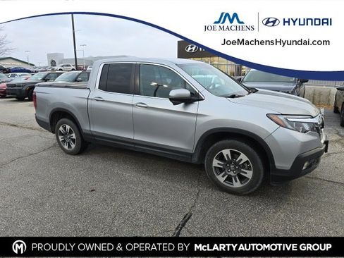 Used 2017 Honda Ridgeline RTL-T image 7