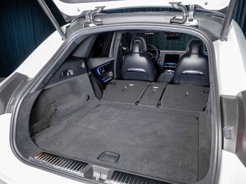 New 2026 Mercedes-Benz EQE 320 4MATIC SUV image 7