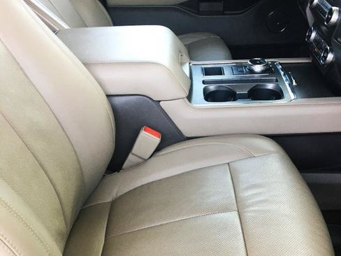 Used 2020 Ford Expedition Max XLT w/ Equipment Group 202A RWD image 21