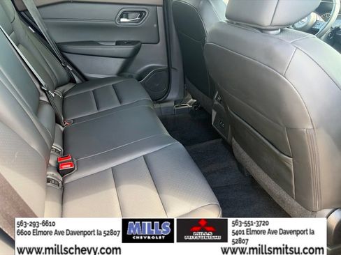 Used 2023 Nissan Rogue SV w/ SV Premium B Package AWD/4WD image 22