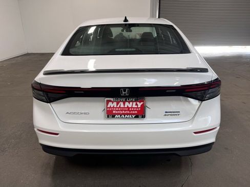 Used 2025 Honda Accord Sport image 4