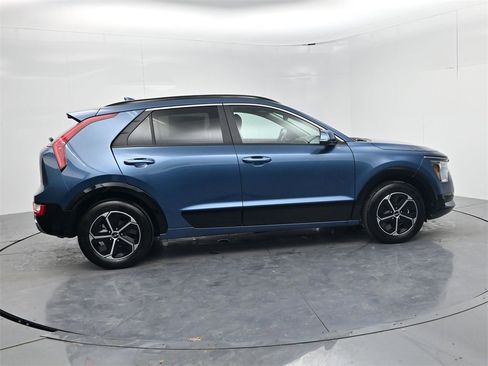 New 2026 Kia Niro SX image 8