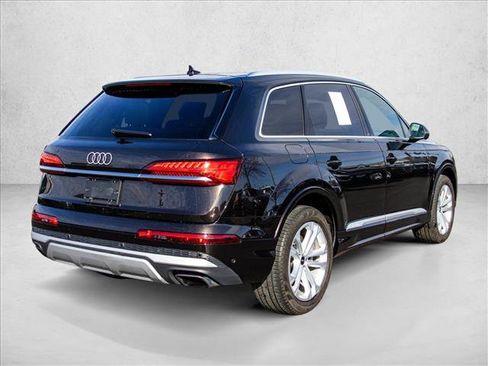 Used 2025 Audi Q7 3.0T Premium Plus image 5