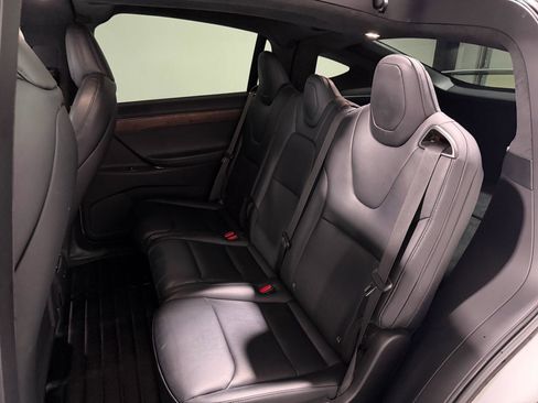 Used 2020 Tesla Model X Long Range image 11