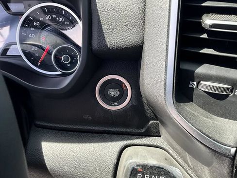 New 2026 RAM 1500 Big Horn AWD/4WD image 19
